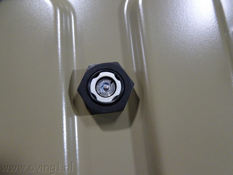 Tesla_85kWh_038.JPG
Make: SONY
Model: DSC-HX90V
DateTime: 25-1-2017 19:01:48
EXIFImageWidth: 4896
ExifImageLength: 3672
Flash: No flash, auto mode
ISOSpeedRatings: ISO 800
FocalLength: 4,1 mm