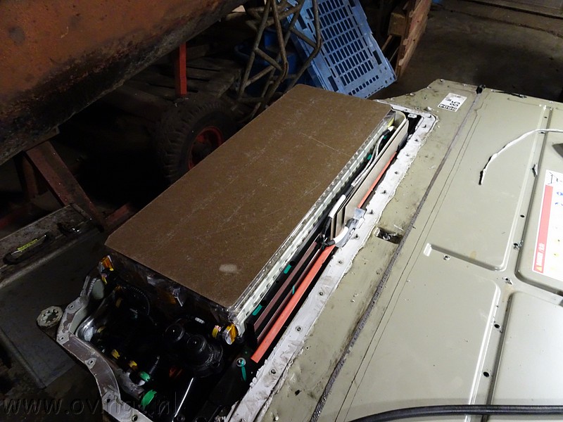 Tesla_85kWh_039.JPG
Make: SONY
Model: DSC-HX90V
DateTime: 25-1-2017 19:01:53
EXIFImageWidth: 4896
ExifImageLength: 3672
Flash: No flash, auto mode
ISOSpeedRatings: ISO 800
FocalLength: 4,1 mm