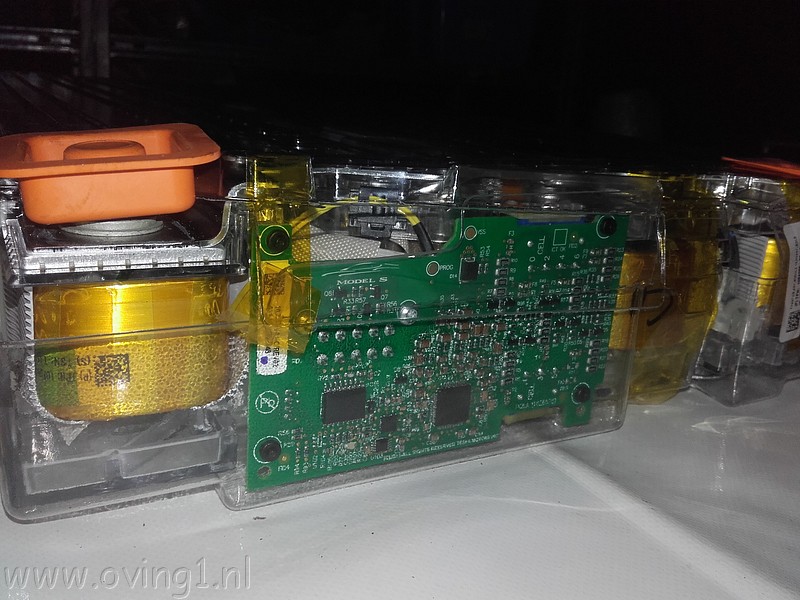 Tesla_85kWh_068.jpg
Make: SAMSUNG
Model: SM-G388F
DateTime: 25-1-2017 21:04:16
EXIFImageWidth: 2592
ExifImageLength: 1944
Flash: Fired, auto mode
ISOSpeedRatings: ISO 50
ShutterSpeedValue:  1/100 sec
ApertureValue: F2,2
FocalLength: 3,31 mm