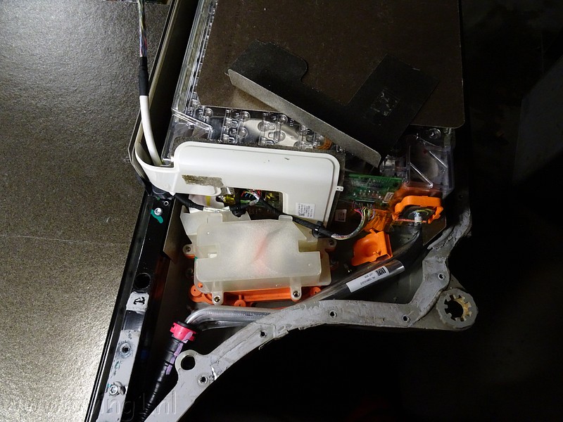 Tesla_85kWh_071.JPG
Make: SONY
Model: DSC-HX90V
DateTime: 25-1-2017 21:25:42
EXIFImageWidth: 4896
ExifImageLength: 3672
Flash: No flash, auto mode
ISOSpeedRatings: ISO 640
FocalLength: 4,1 mm