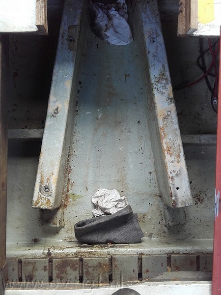 2017-04-03 15.35.30.jpg
Make: SAMSUNG
Model: SM-G388F
DateTime: 3-4-2017 15:35:30
EXIFImageWidth: 2592
ExifImageLength: 1944
Flash: No flash, auto mode
ISOSpeedRatings: ISO 50
ShutterSpeedValue:  1/115 sec
ApertureValue: F2,2
FocalLength: 3,31 mm