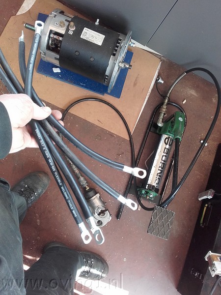 2017-04-06 14.26.55.jpg
Make: SAMSUNG
Model: SM-G388F
DateTime: 6-4-2017 14:26:55
EXIFImageWidth: 2592
ExifImageLength: 1944
Flash: No flash, auto mode
ISOSpeedRatings: ISO 70
ShutterSpeedValue:  1/33 sec
ApertureValue: F2,2
FocalLength: 3,31 mm