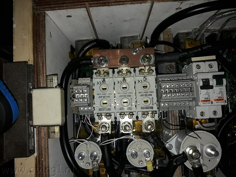 2017-04-19 22.29.02.jpg
Make: samsung
Model: SM-G390F
DateTime: 19-4-2017 22:29:02
EXIFImageWidth: 4128
ExifImageLength: 3096
Flash: Fired
ISOSpeedRatings: ISO 40
ShutterSpeedValue:  1/17 sec
ApertureValue: F1,9
FocalLength: 3,7 mm