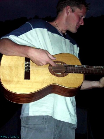 chiel gitaar.JPG