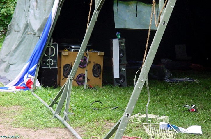 dinsdag stereo.JPG